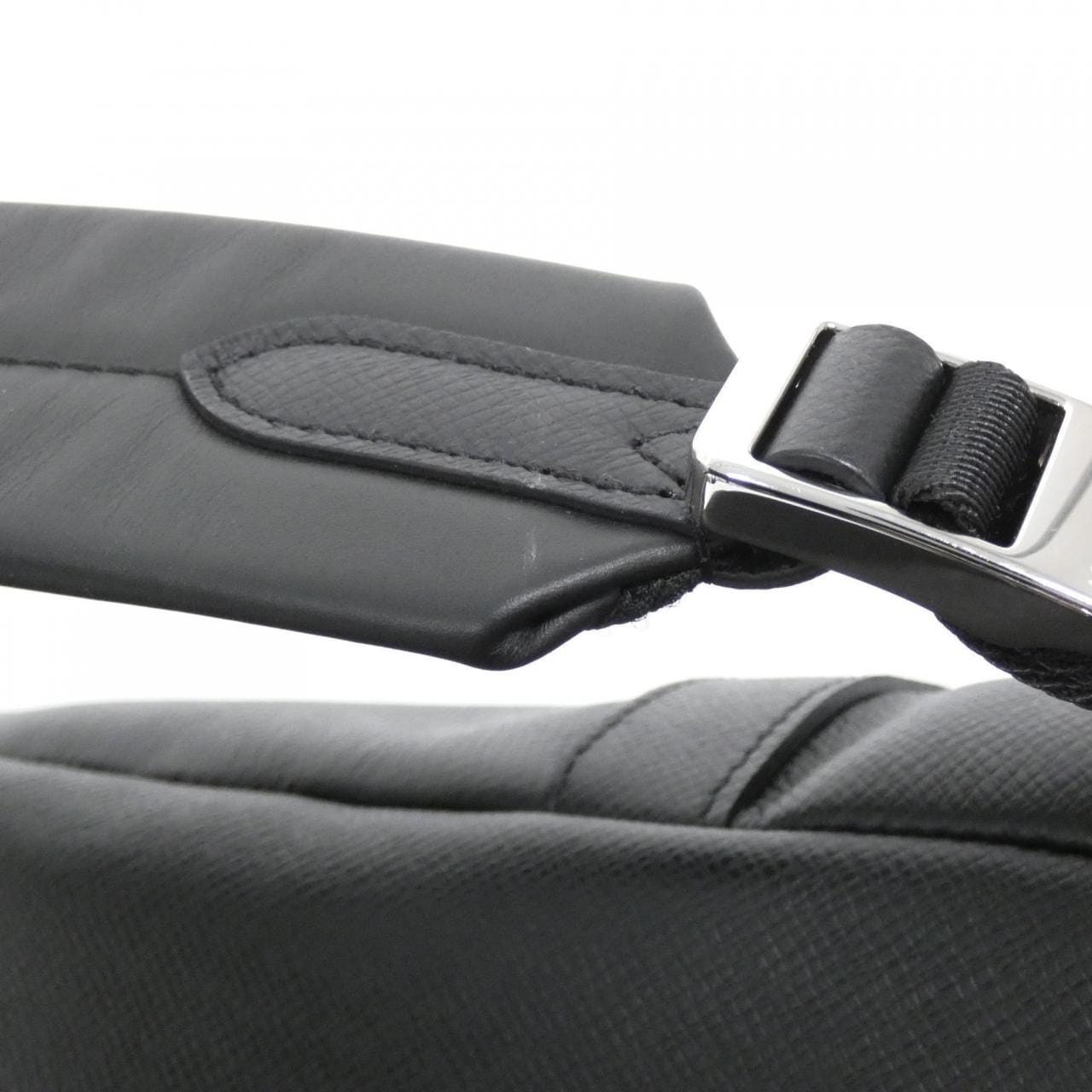 ルイヴィトン タイガ ディスカバリー バックパック M33450 リュックサック