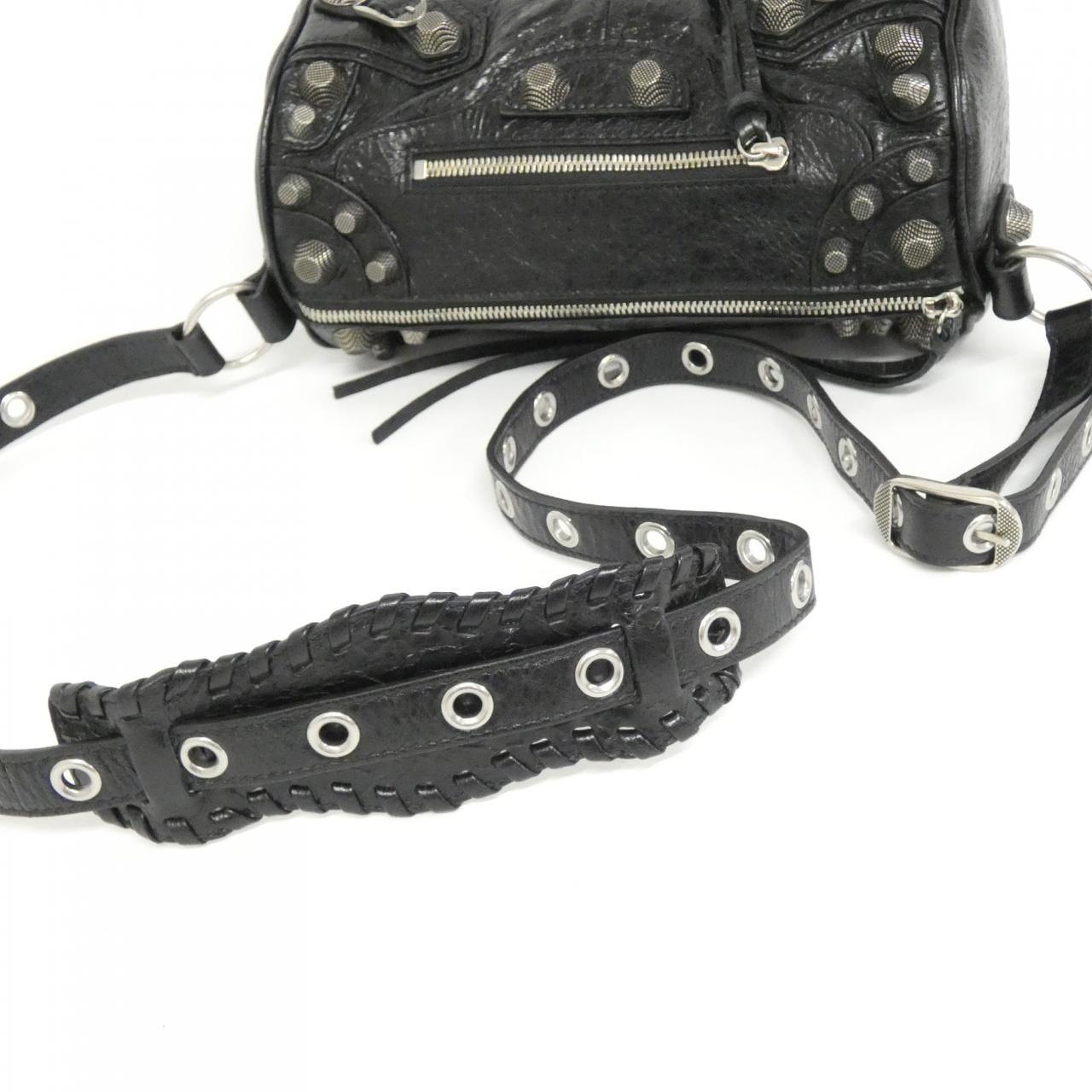 バレンシアガ ル カゴール 771716 210KR ショルダーバッグ