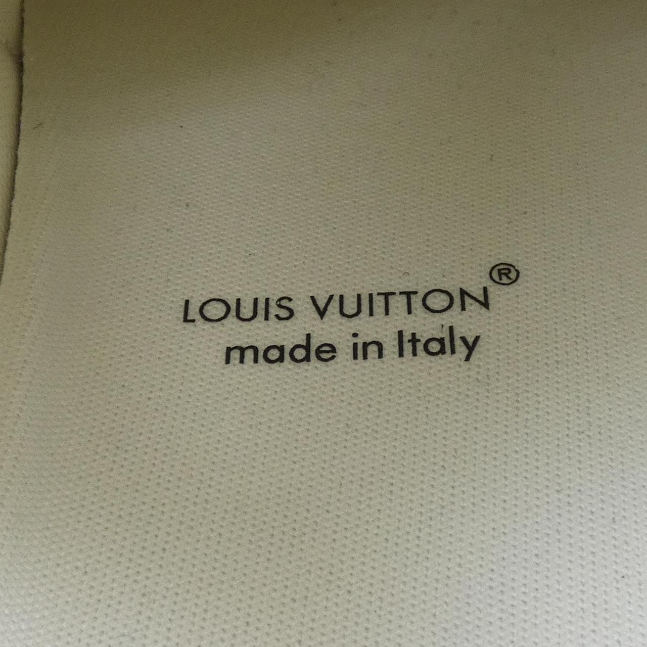 ルイヴィトン LOUIS VUITTON LVトレイナー スニーカー