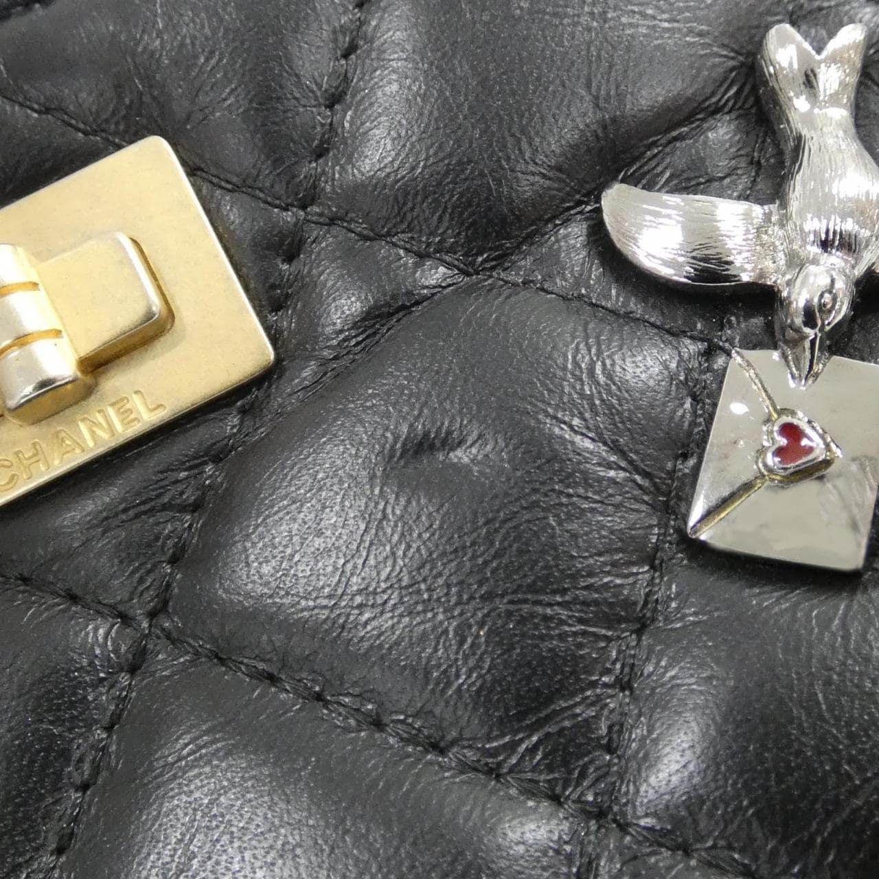 シャネル ポーチ