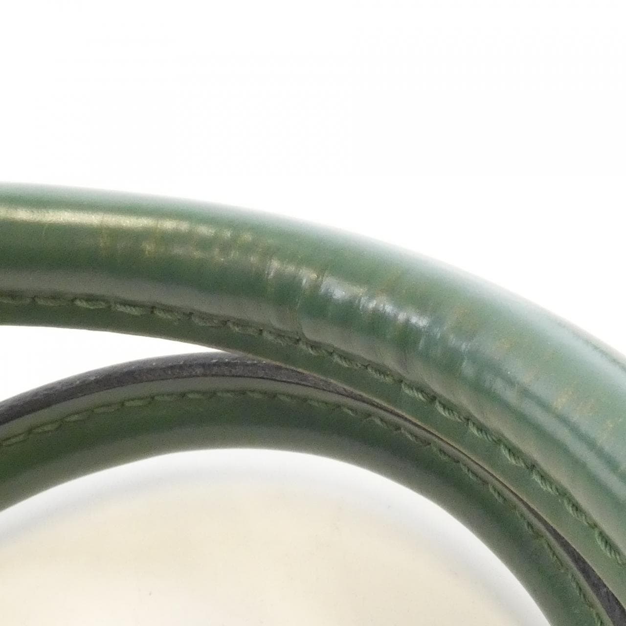 ルイヴィトン エピ サブロン M52044 バッグ