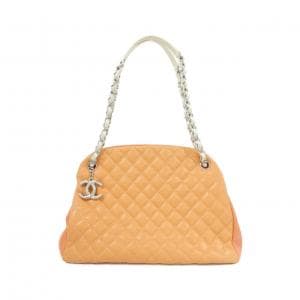 シャネル マドモアゼル ライン ショルダーバッグ