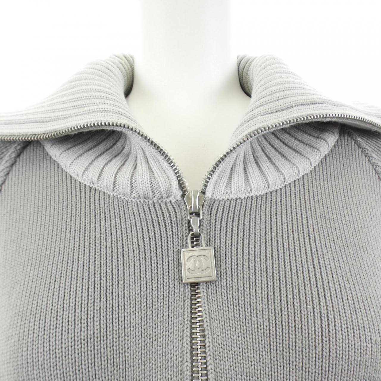 【ヴィンテージ】シャネル CHANEL P24071W03397 04A ブルゾン