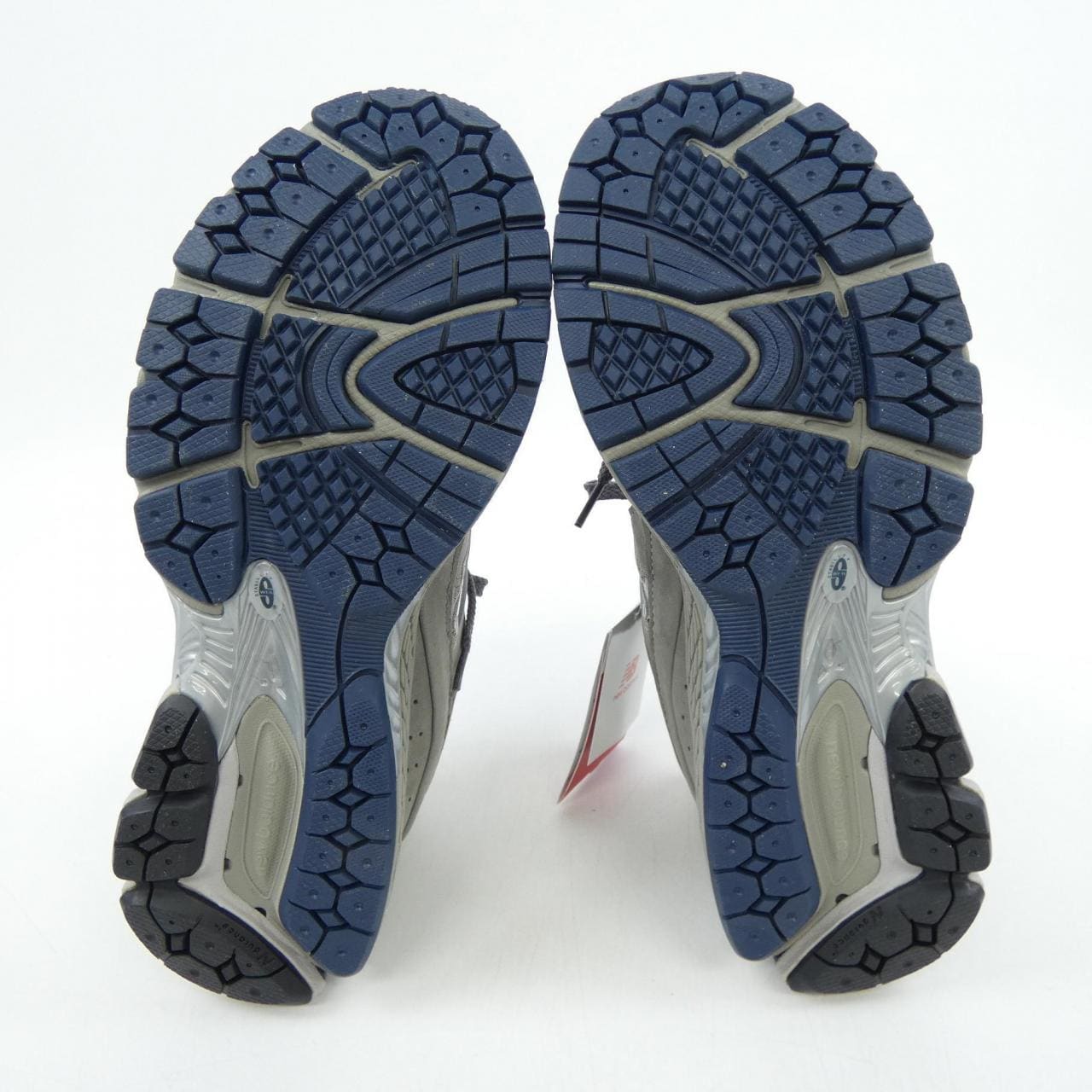 ニューバランス NEW BALANCE ML2002RA スニーカー