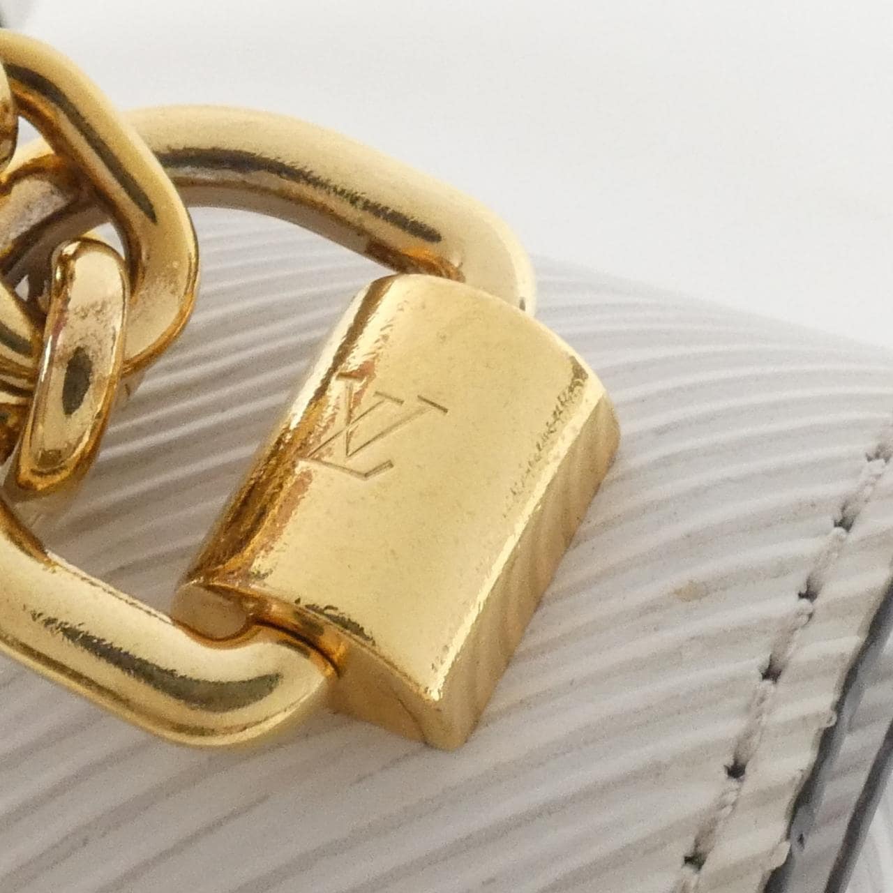 ルイヴィトン エピ ツイスト PM M54278 ショルダーバッグ