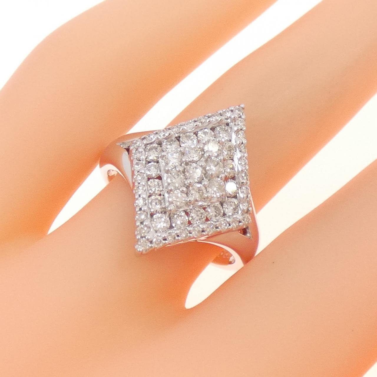 K18WG パヴェ ダイヤモンド リング 0.75CT