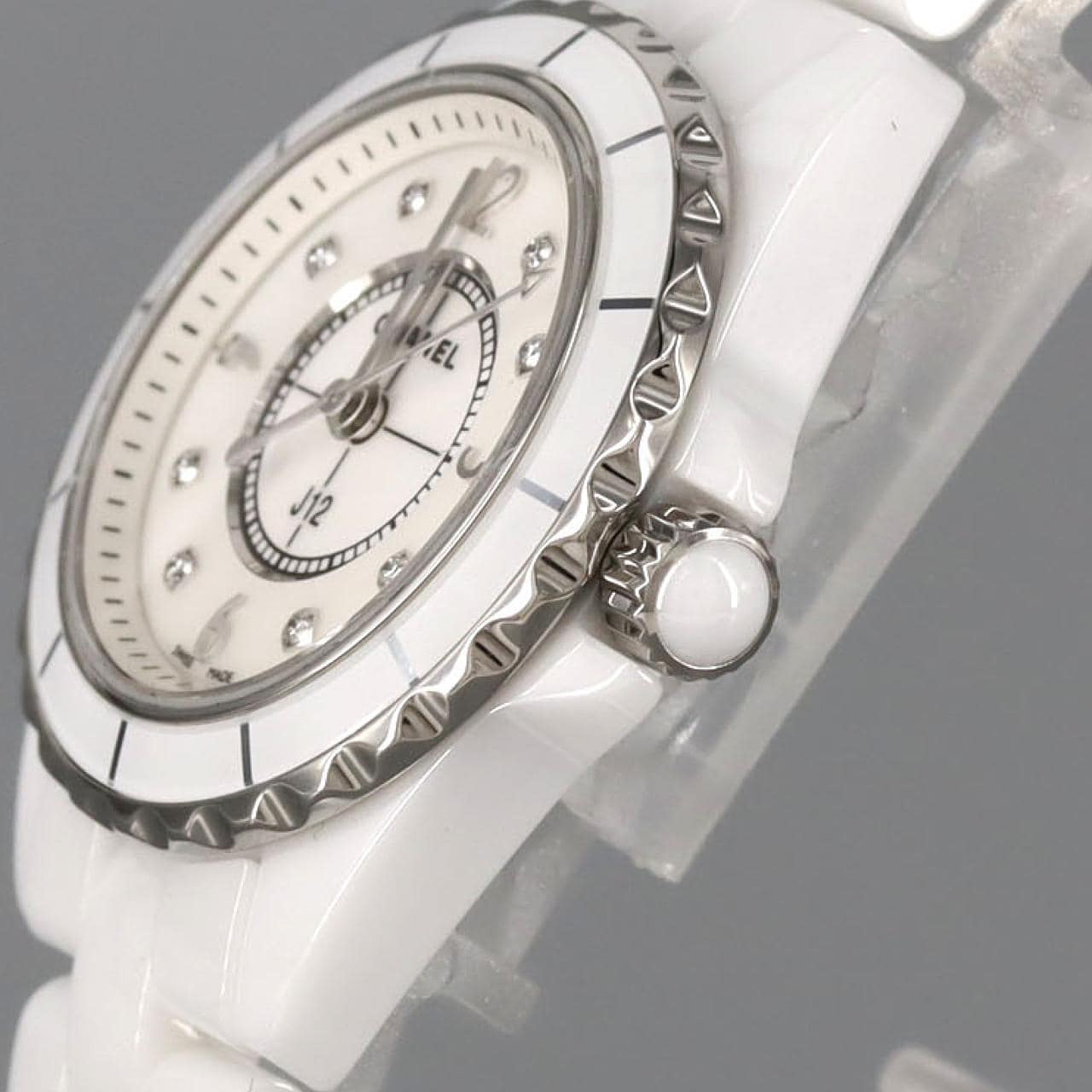 シャネル J12 29mmセラミック･8P H2570 セラミック クォーツ