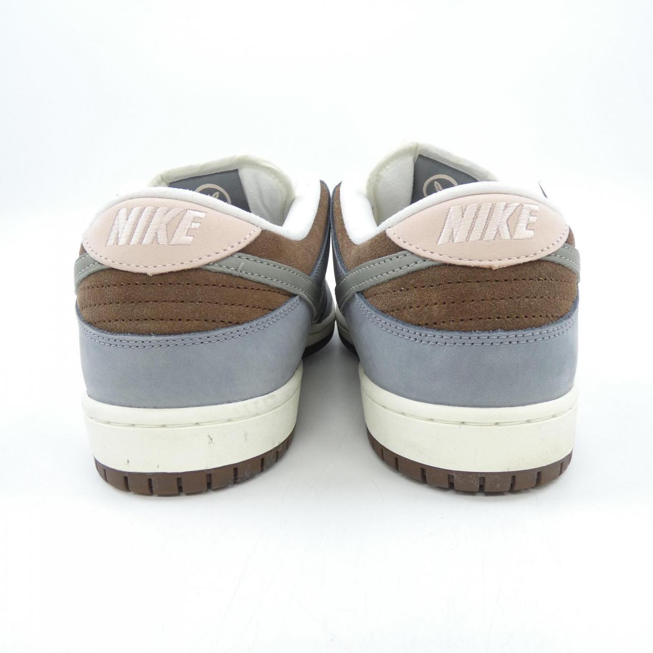 ナイキ NIKE FQ1180-001 スニーカー