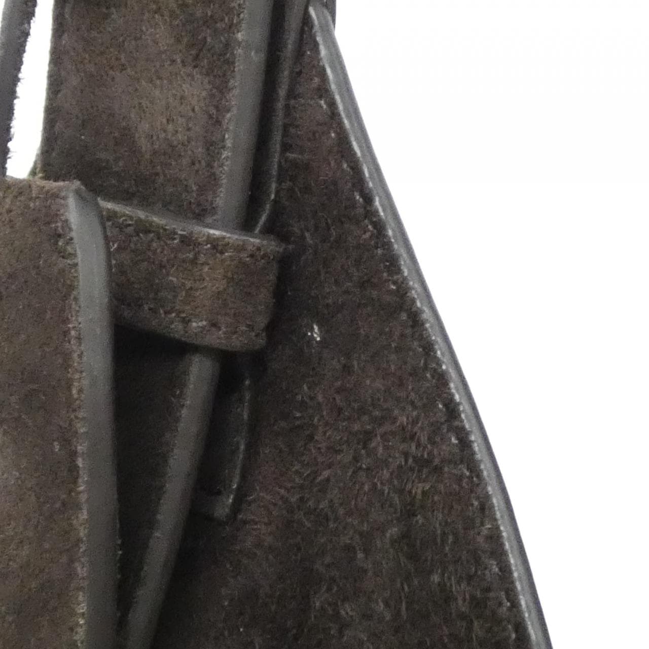 サルヴァトーレフェラガモ 21 A004 ショルダーバッグ