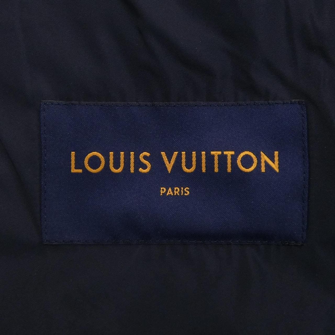 ルイヴィトン LOUIS VUITTON モノグラムパデッドライトブルゾン HIB50WRSC ジャケット