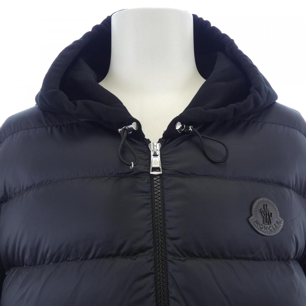 モンクレール MONCLER 20918G00035 ダウンジャケット