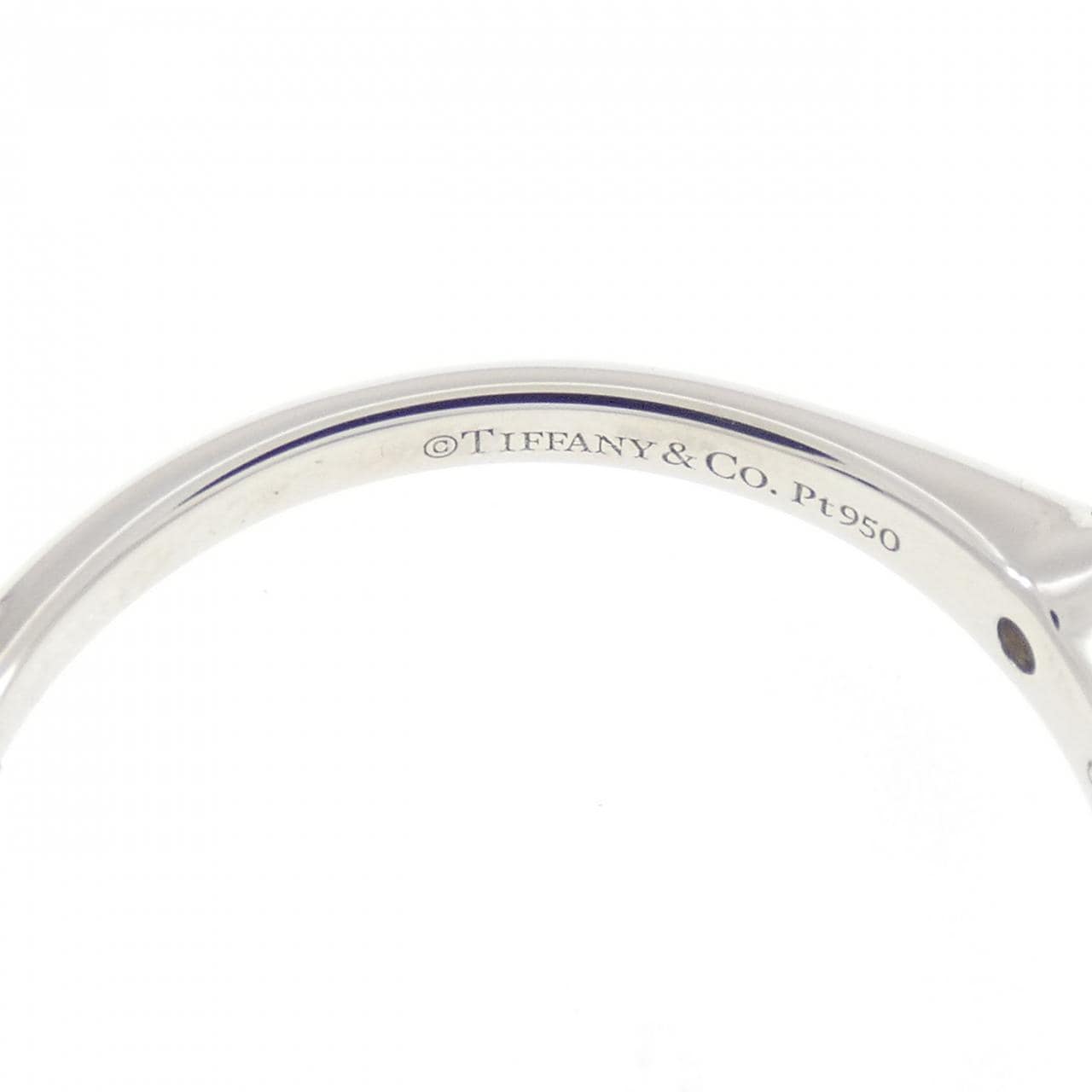 ティファニー クラシックソリティア リング 0.33CT G VS2 3EXT