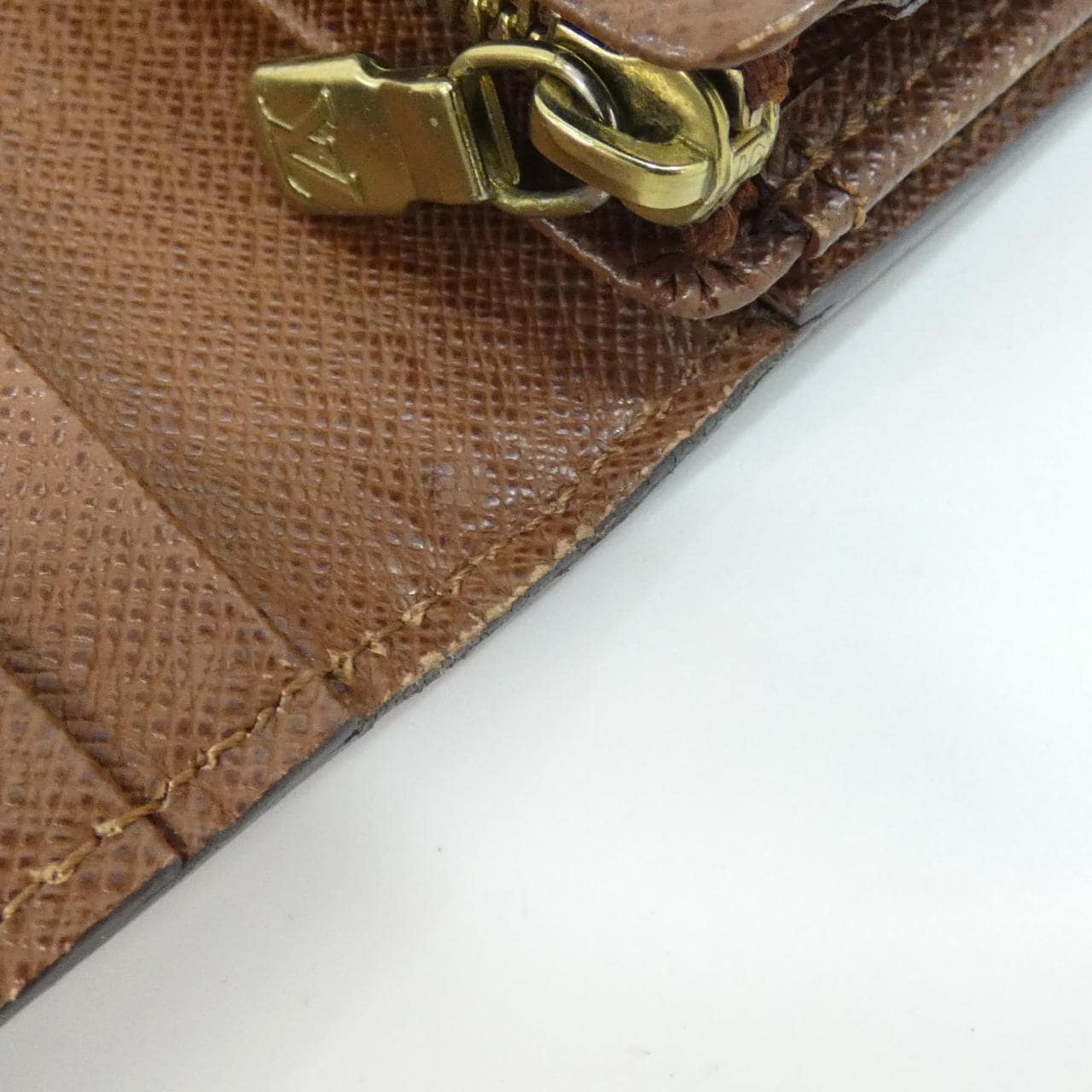 ルイヴィトン モノグラム ポルトフォイユ トレゾール M61736 財布