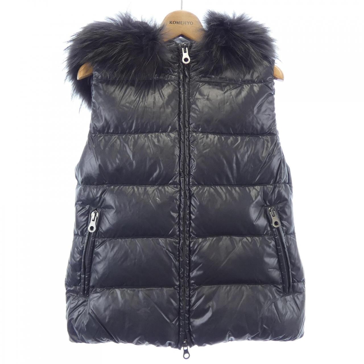 デュベティカ DUVETICA GOCCIA ダウンベスト