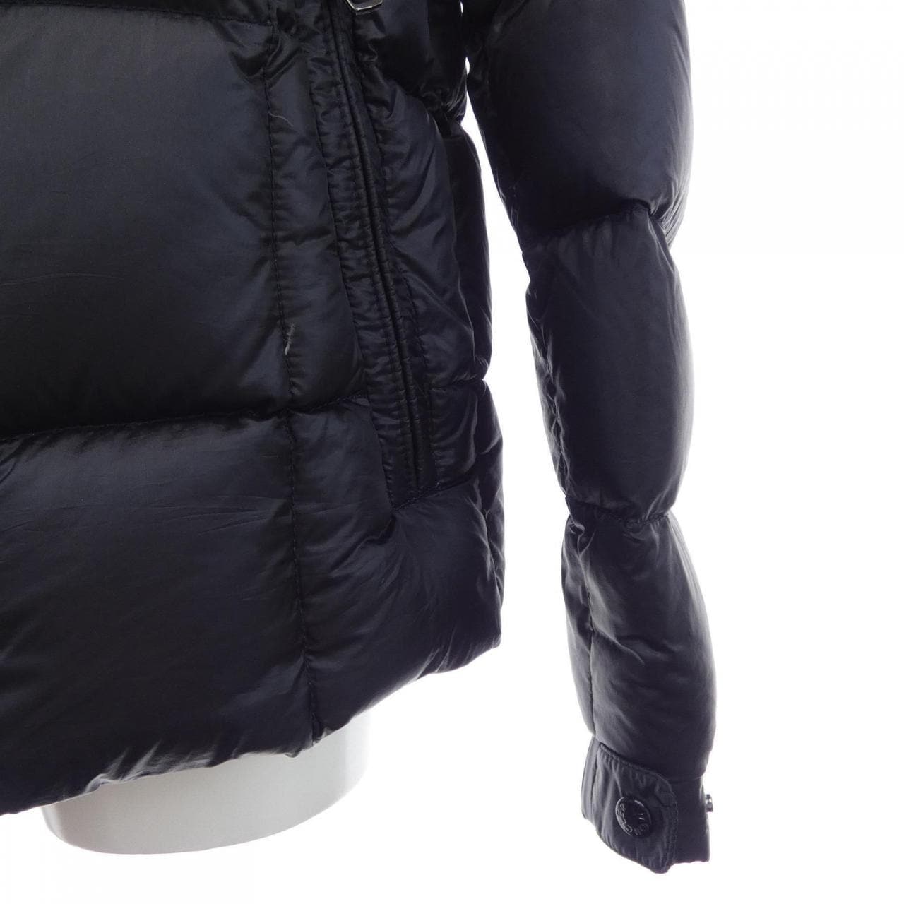 モンクレール MONCLER KORUM ダウンジャケット