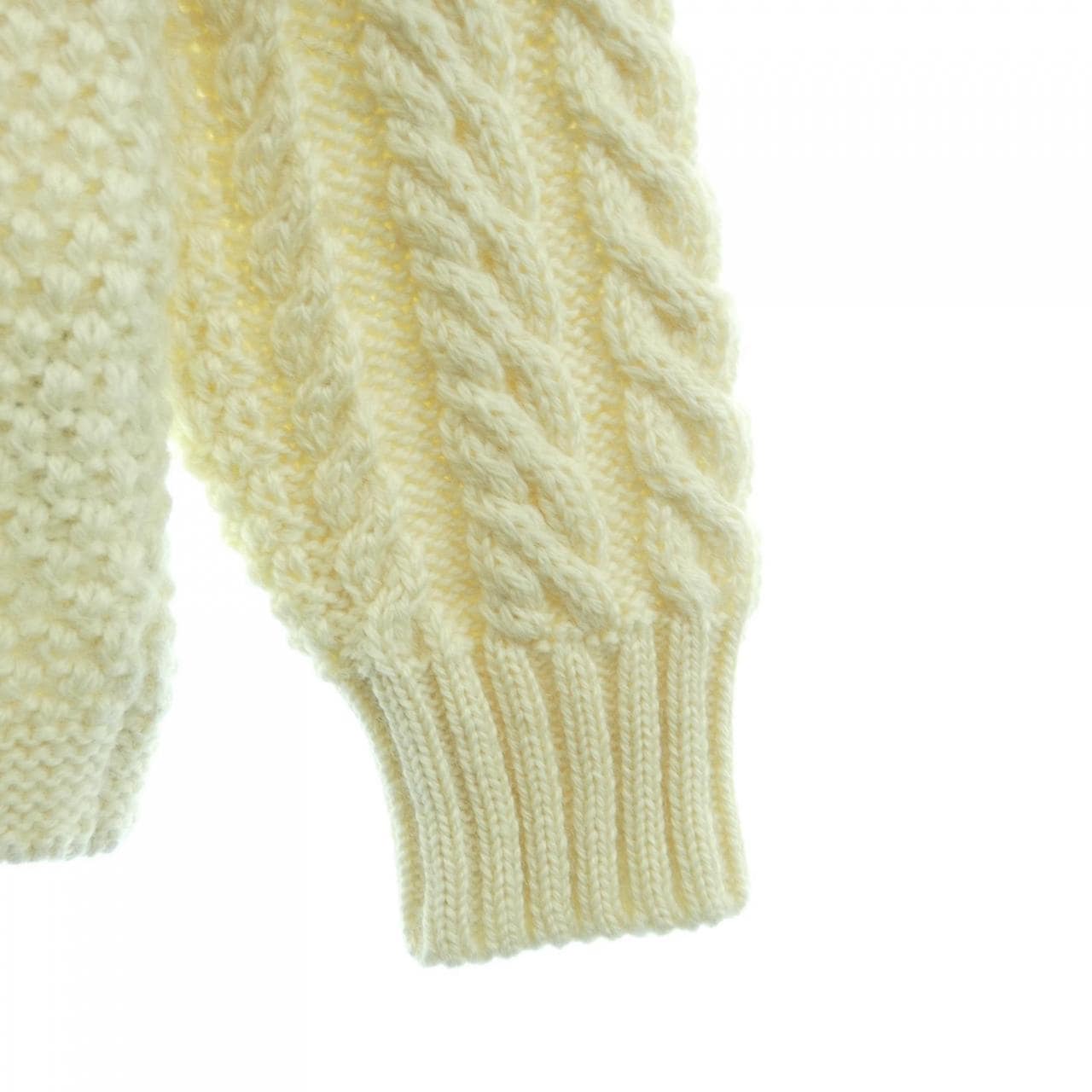 ガンジーウーレンズ GUERNSEY WOOLLENS ニット
