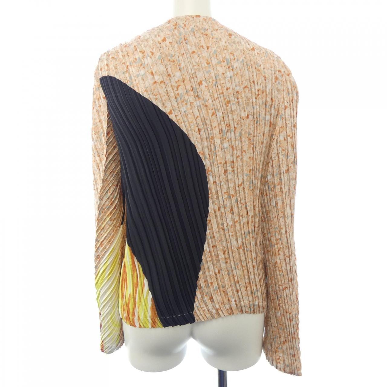 イッセイミヤケ ISSEY MIYAKE IM31FD676 カーディガン