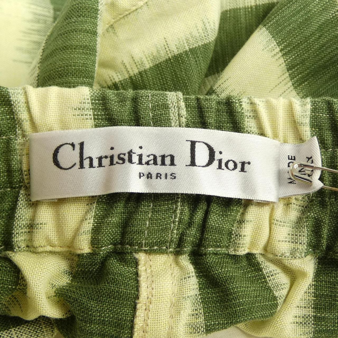 クリスチャンディオール CHRISTIAN DIOR 121P20A7858 ショートパンツ