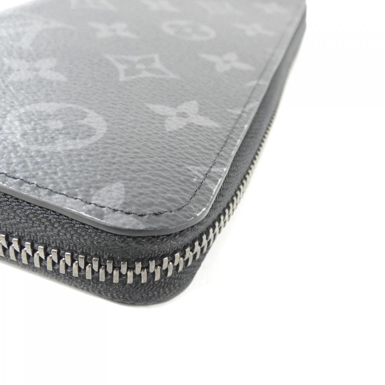 LOUIS VUITTON Monogram Eclipse Zippy Wallet Vertical M62295 Wallet