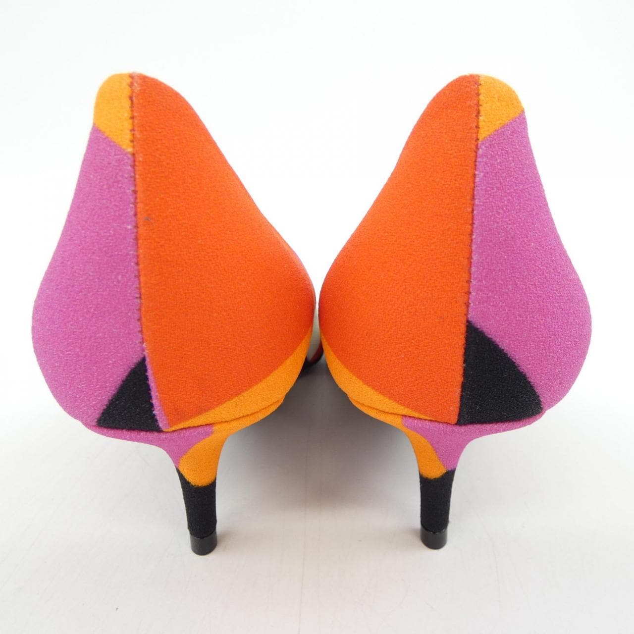 ロジェヴィヴィエ ROGER VIVIER パンプス