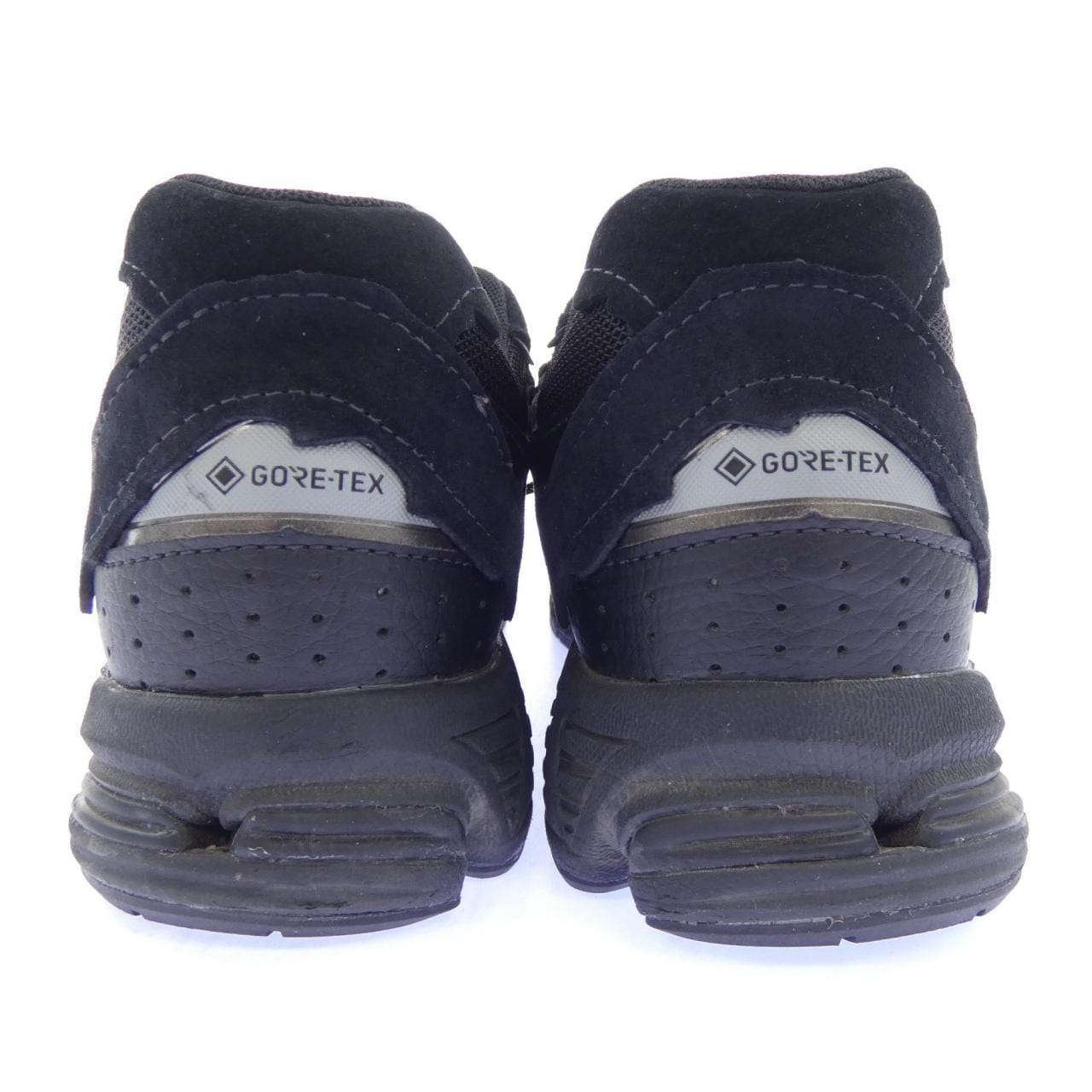 ニューバランス NEW BALANCE U2002DXB スニーカー