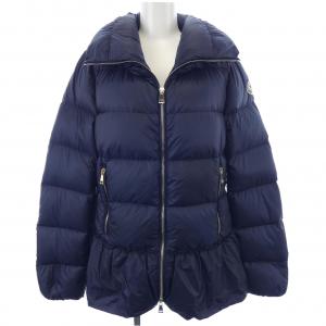 モンクレール MONCLER ダウンジャケット
