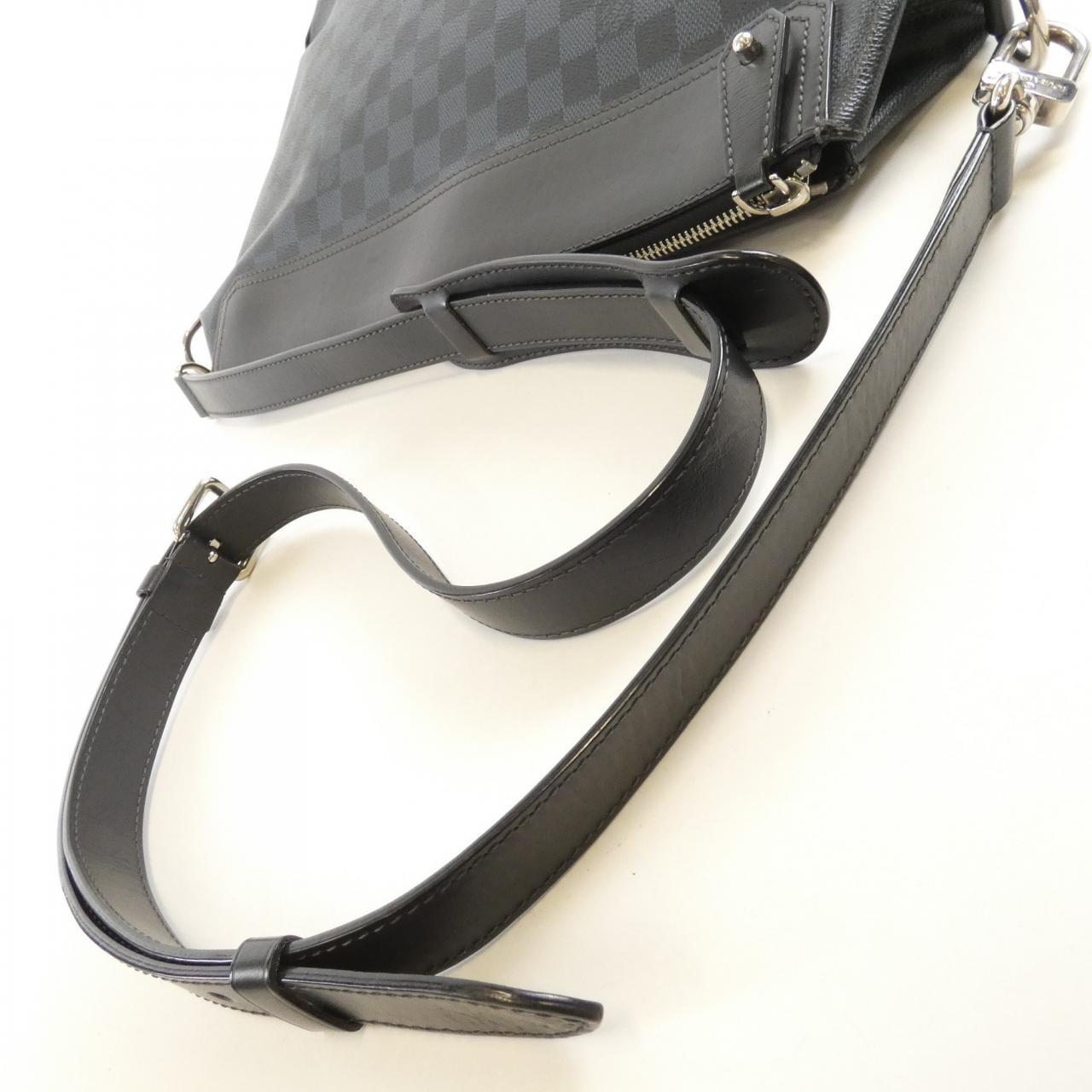 ルイヴィトン ダミエ コバルト メッセンジャー グリニッジ N41348 ショルダーバッグ