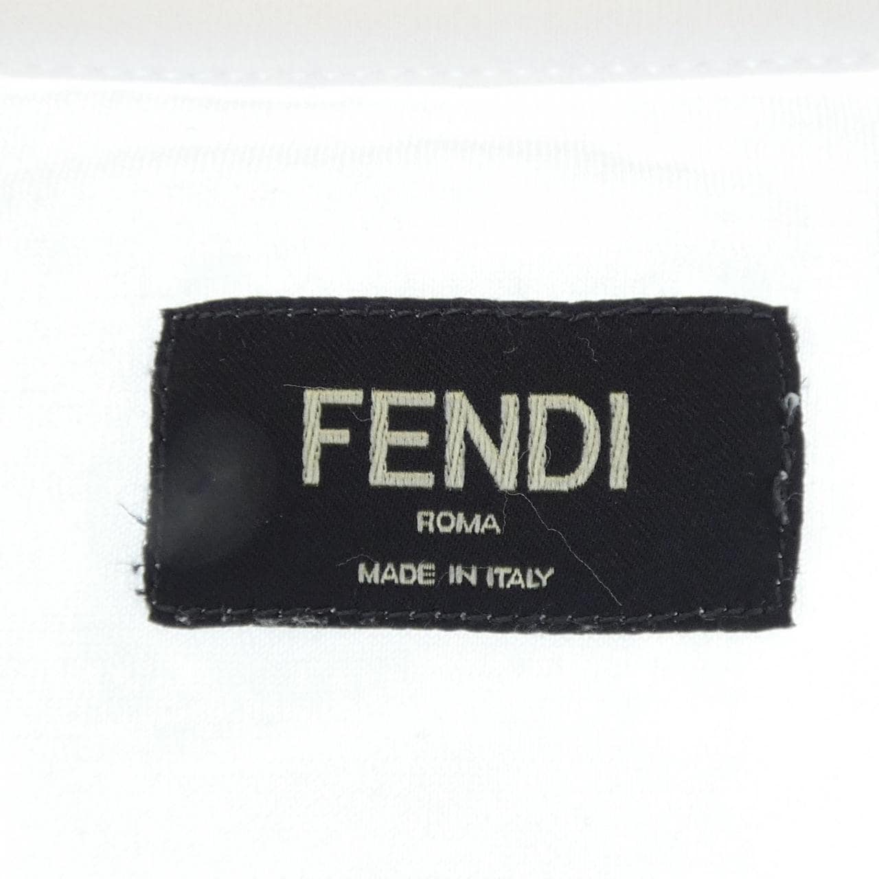 フェンディ FENDI FY0936 AH15 Tシャツ