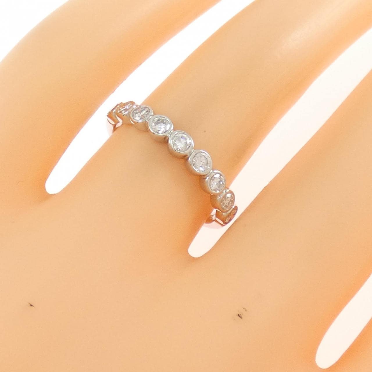 PT900 ハーフエタニティ ダイヤモンド リング 0.45CT