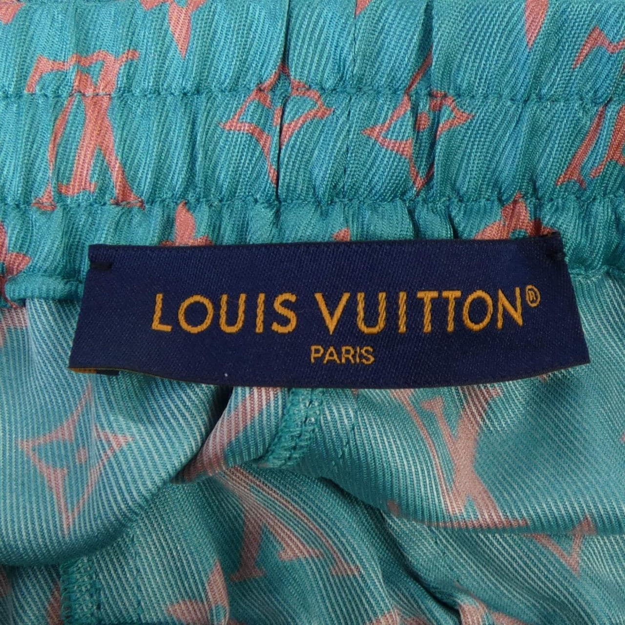 ルイヴィトン LOUIS VUITTON モノグラムシルクショーツ HTP06WUPP ショートパンツ