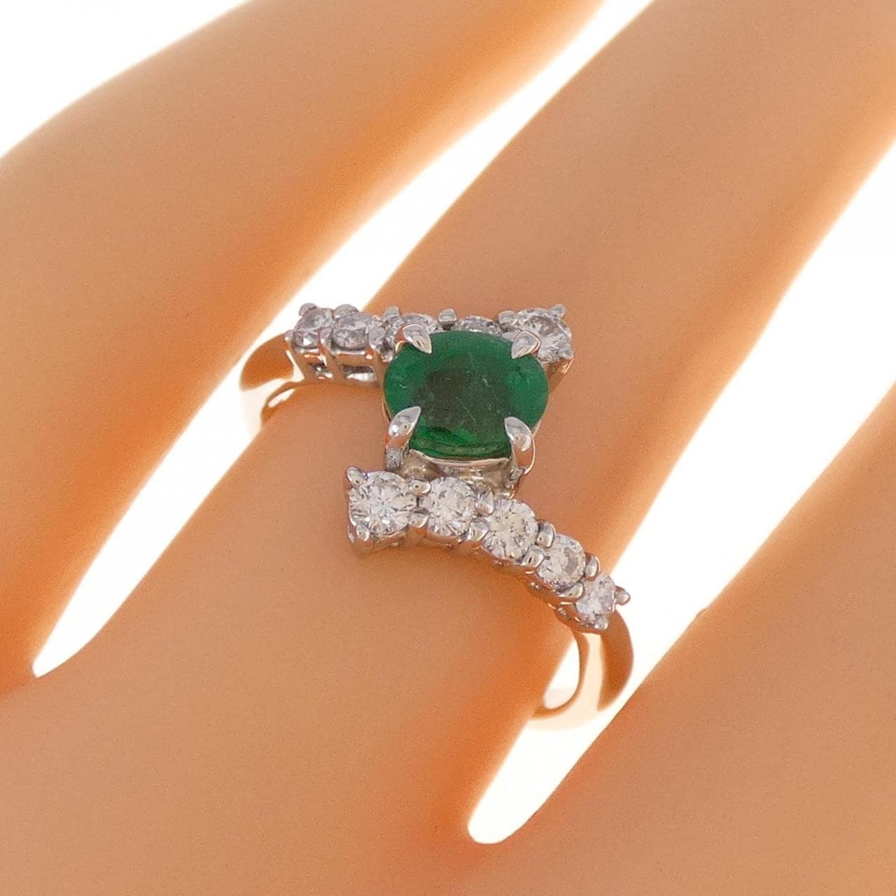 PT emerald ring