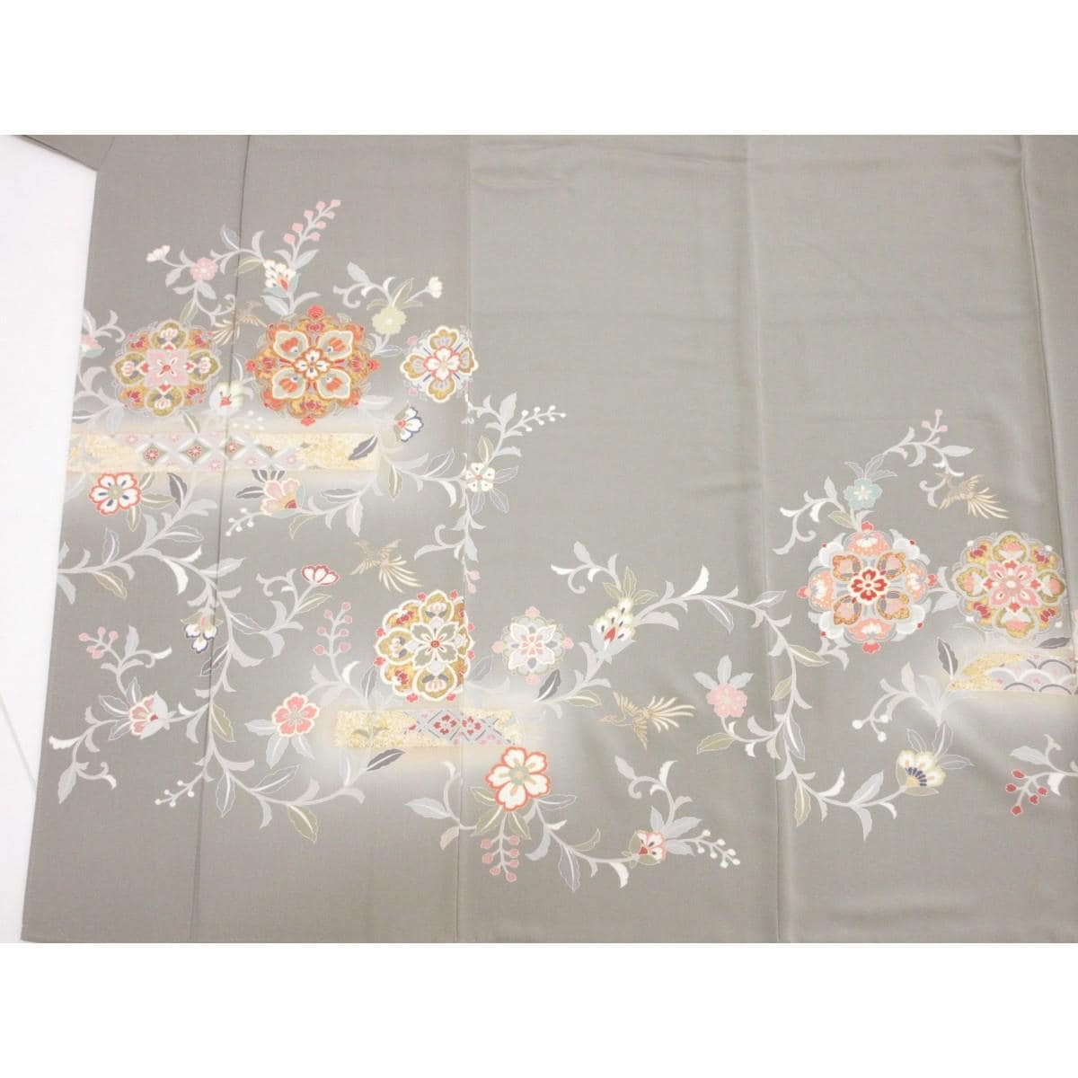 訪問着　友禅金彩加工　刺繍入りボカシ染