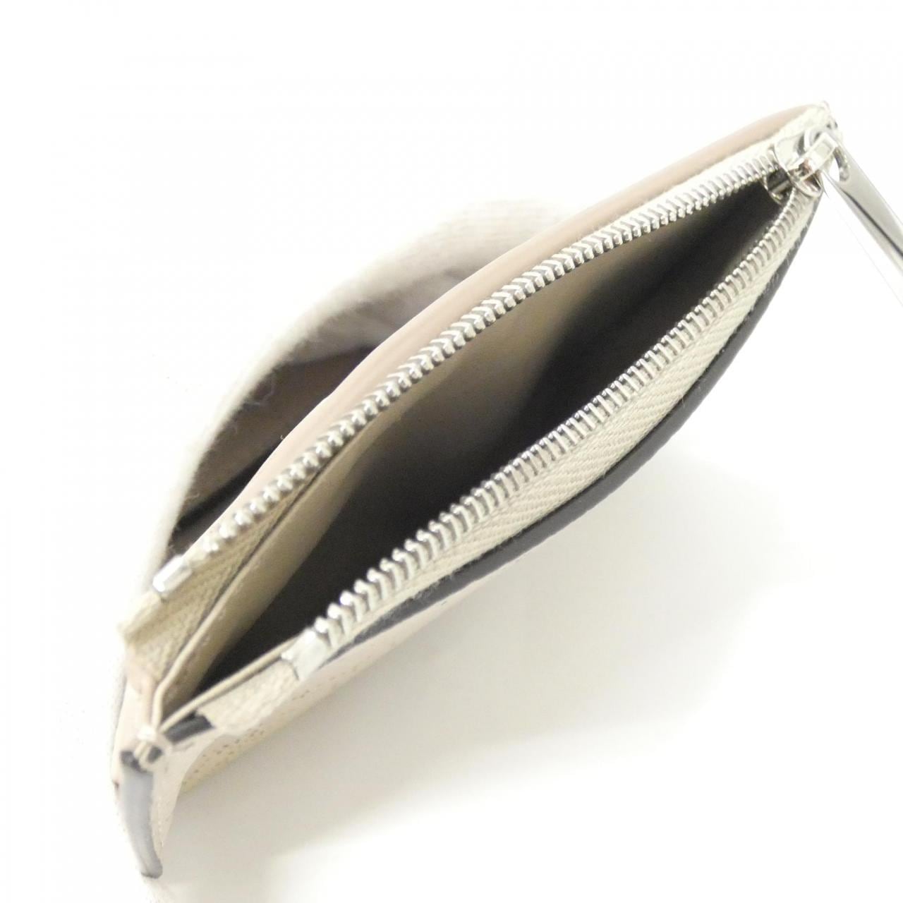 ルイヴィトン マヒナ ポルトフォイユ イリス コンパクト M62542 財布