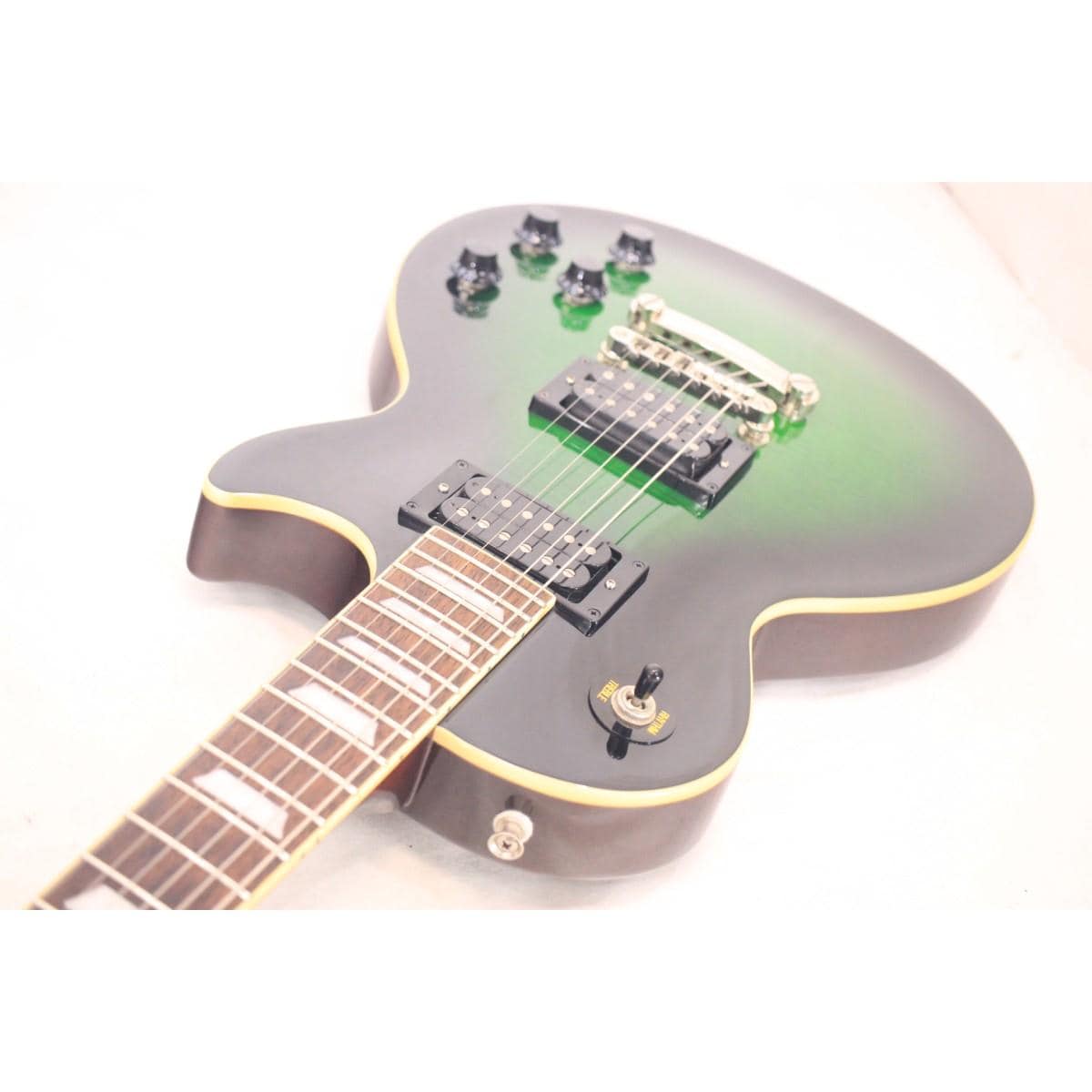 ＥＰＩＰＨＯＮＥ　ＳＬＡＳＨ　ＬＥＳ　ＰＡＵＬ　ＳＴＡＮＤＡＲＤ