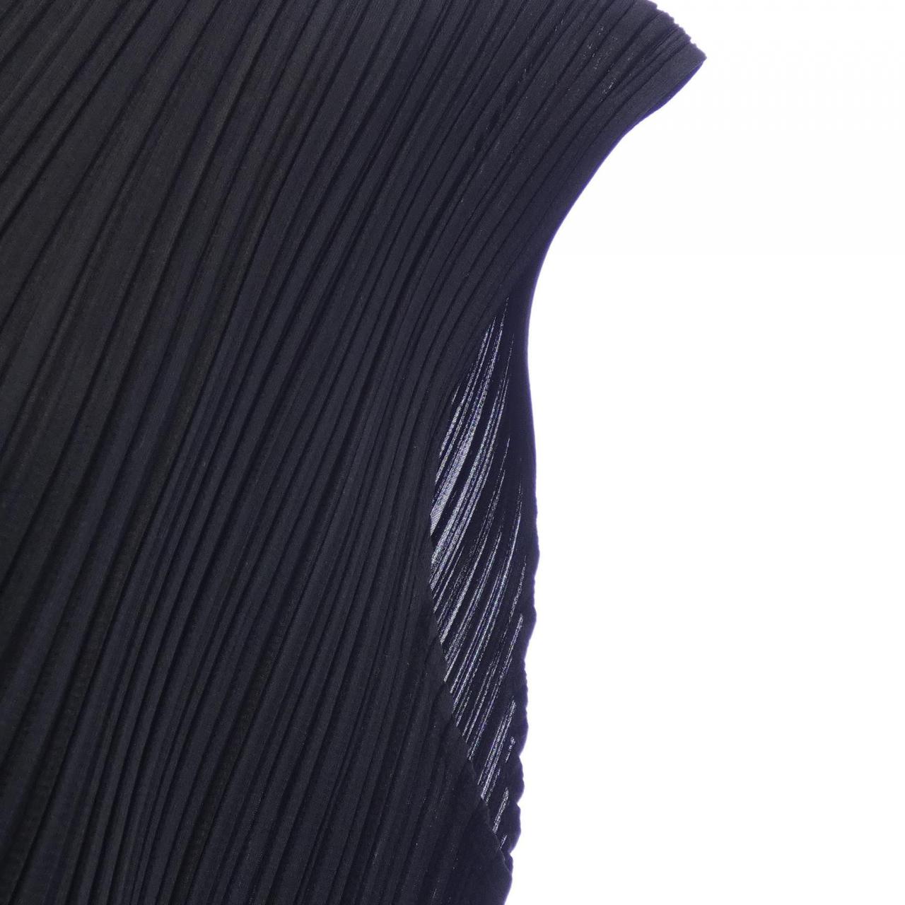 プリーツプリーズ PLEATS PLEASE PP23JT114 トップス