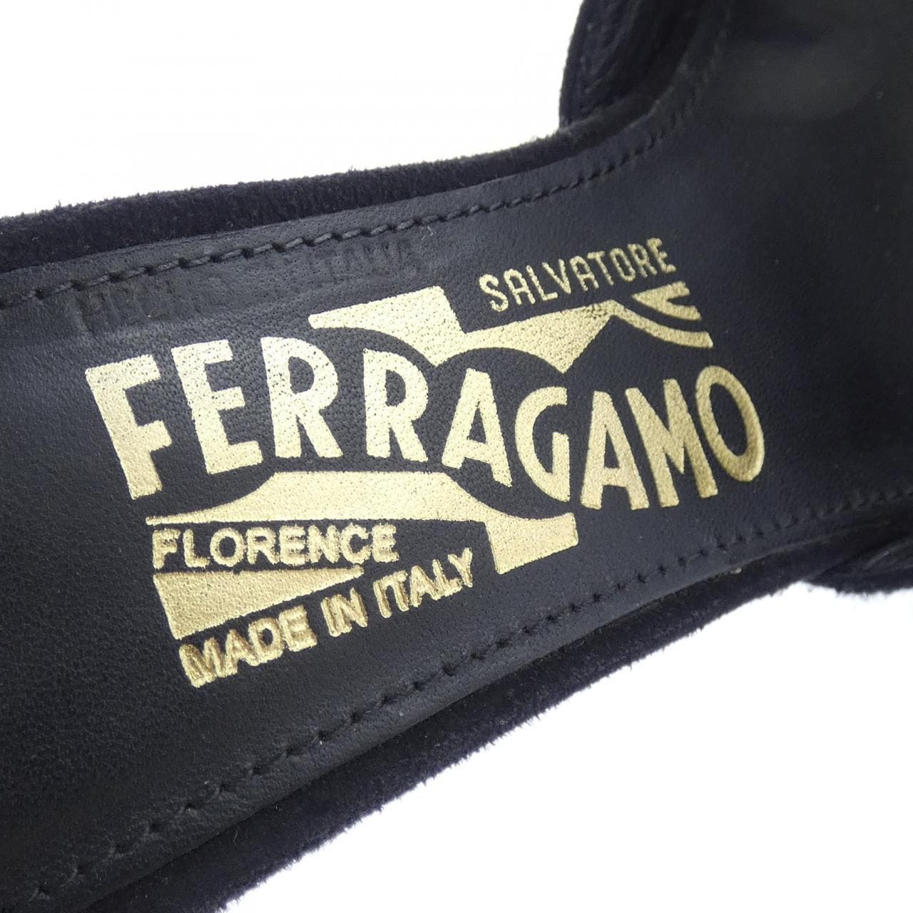 フェラガモ FERRAGAMO 0485 パンプス