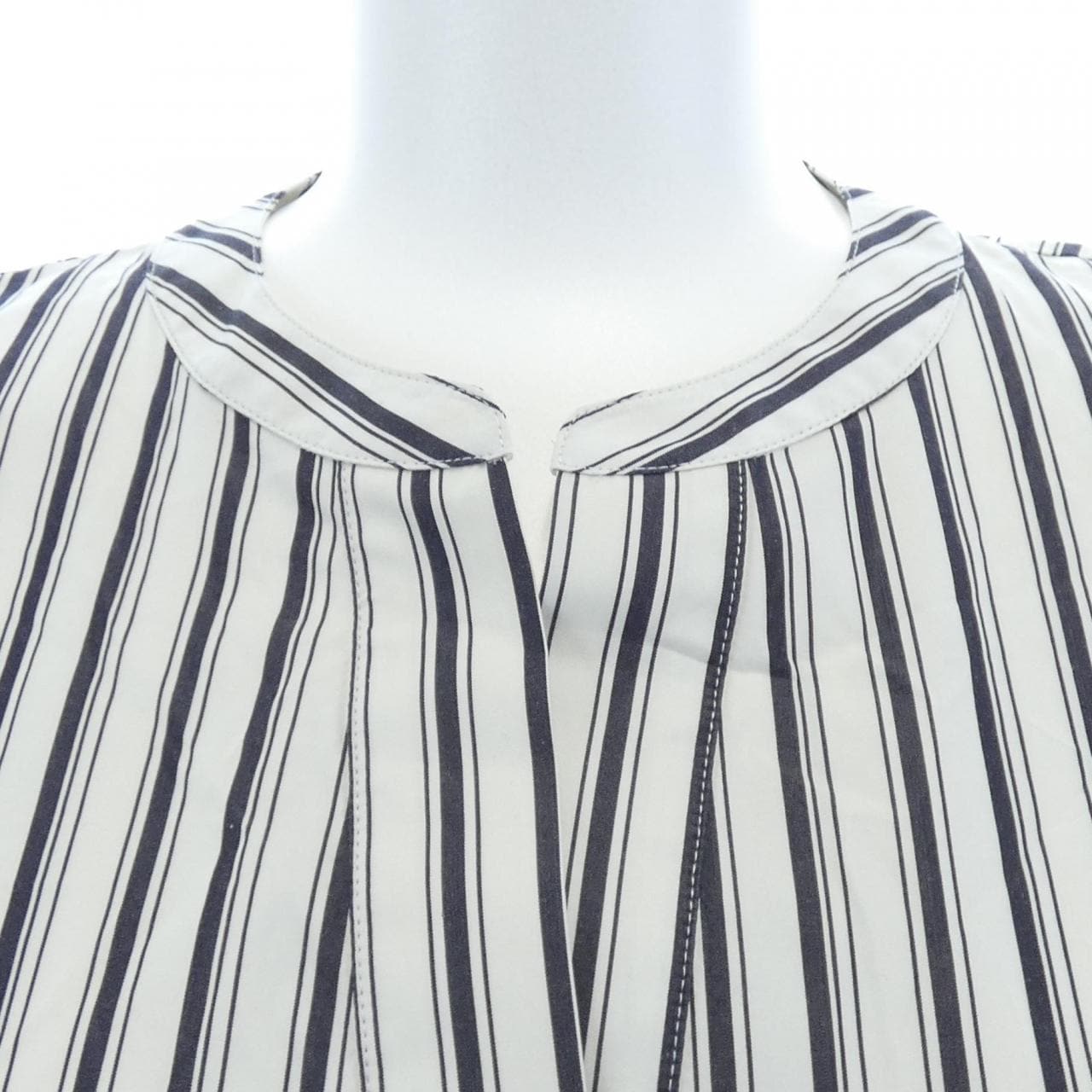 セオリー theory トップス