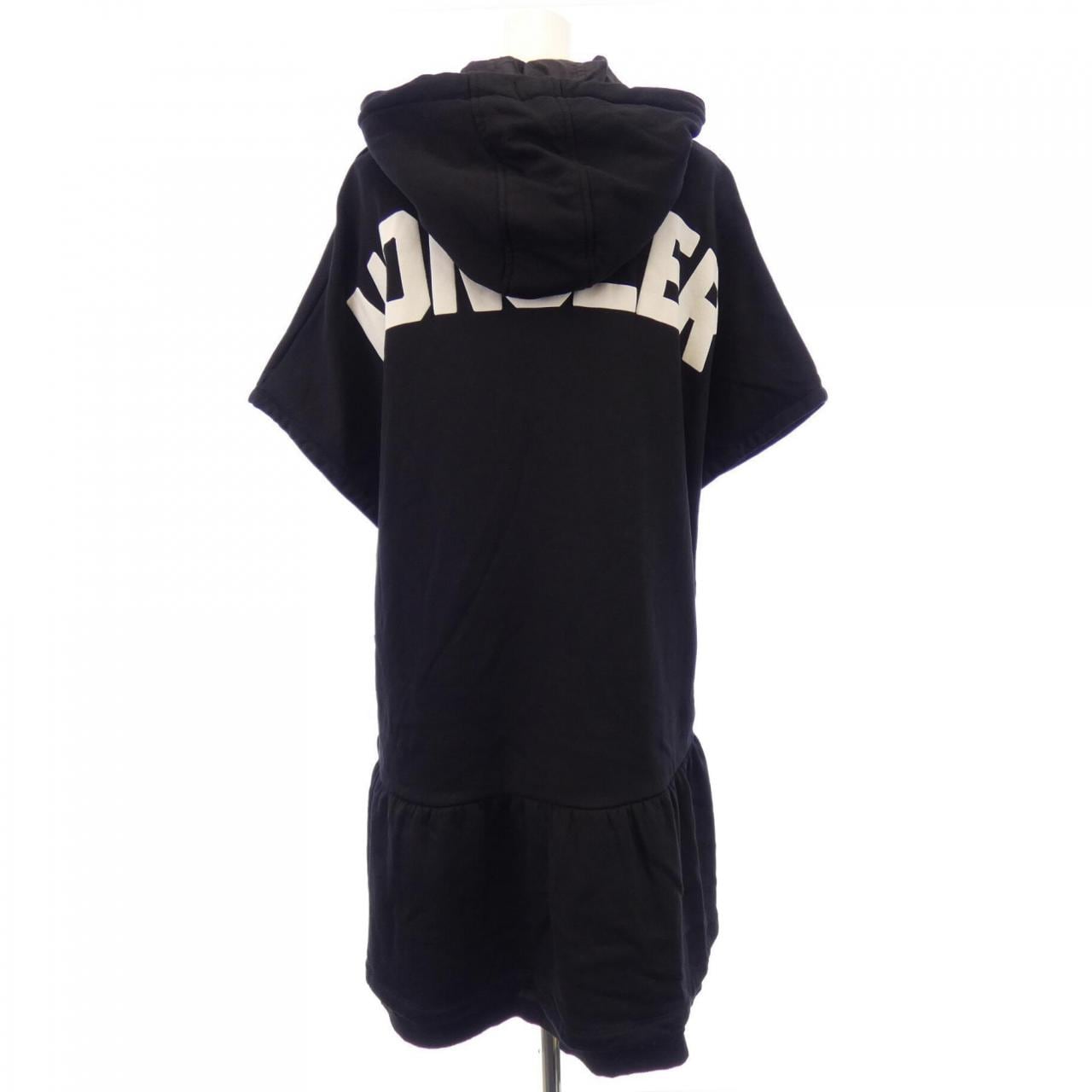 モンクレール MONCLER 20938462450 パーカー