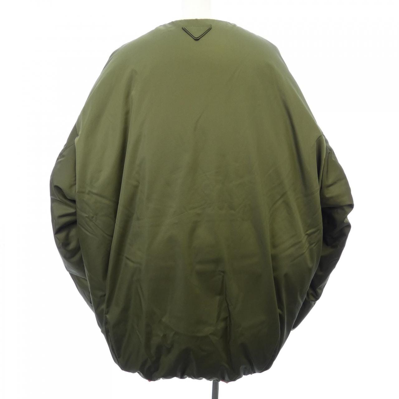 普拉達PRADA羽絨服