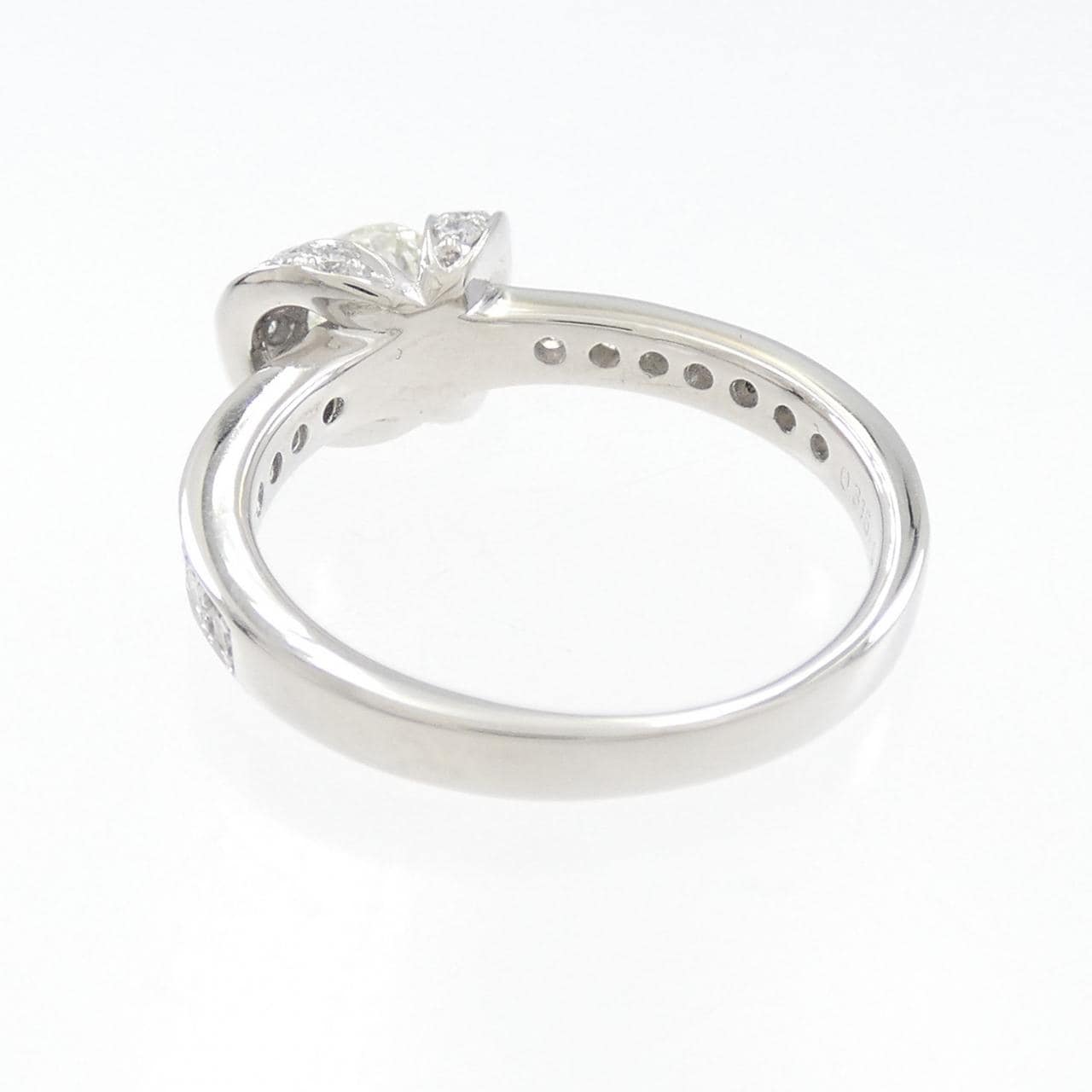PT900 ダイヤモンド リング 0.316CT