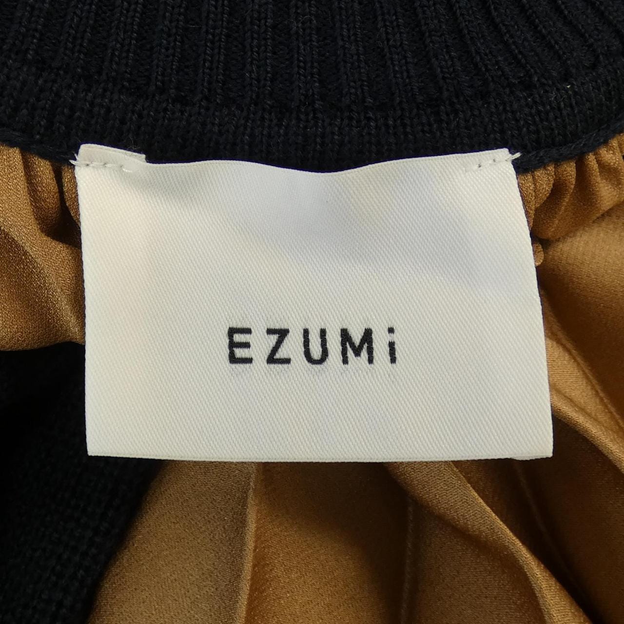 エズミ EZUMi トップス