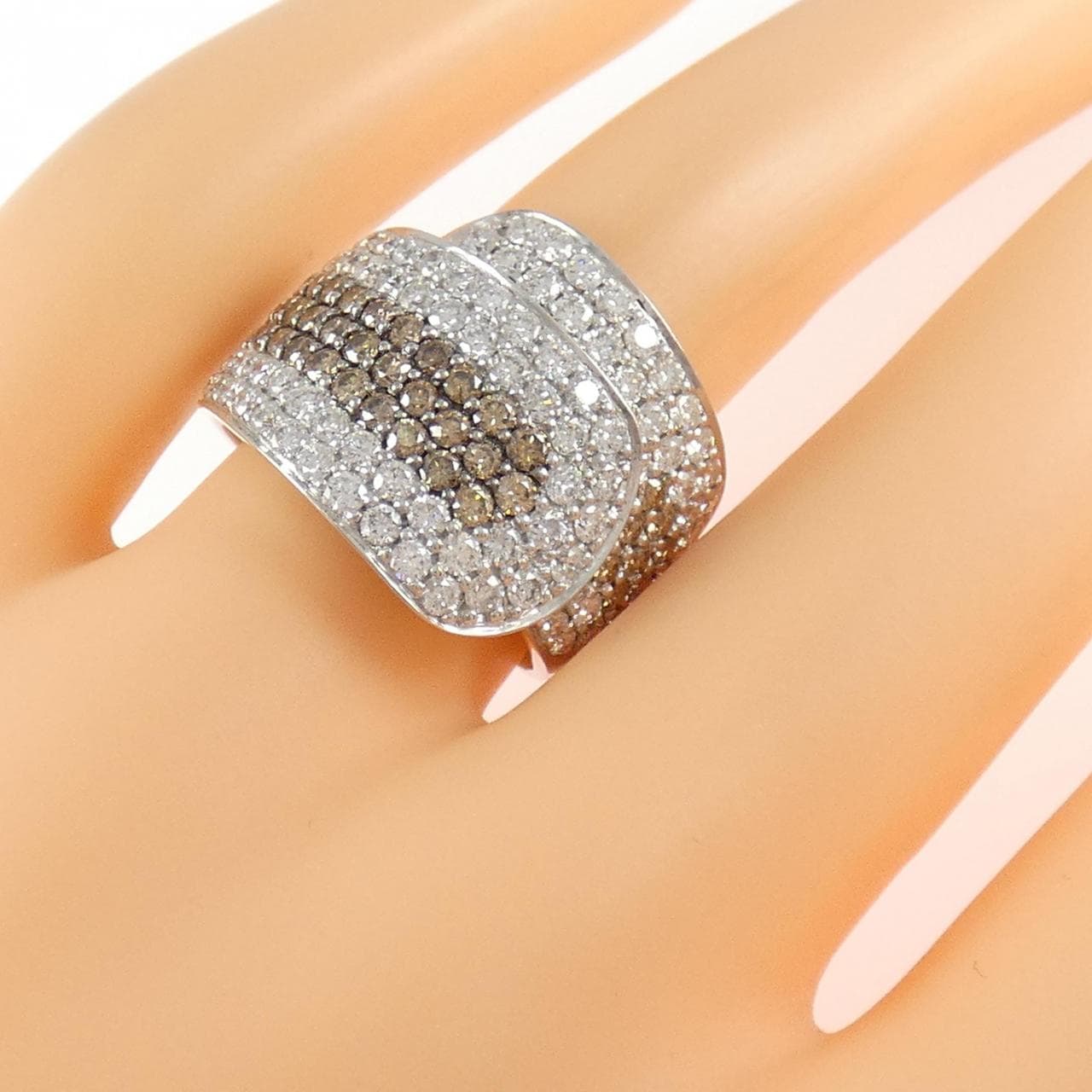 K18WG/K18BG ダイヤモンド リング 2.50CT