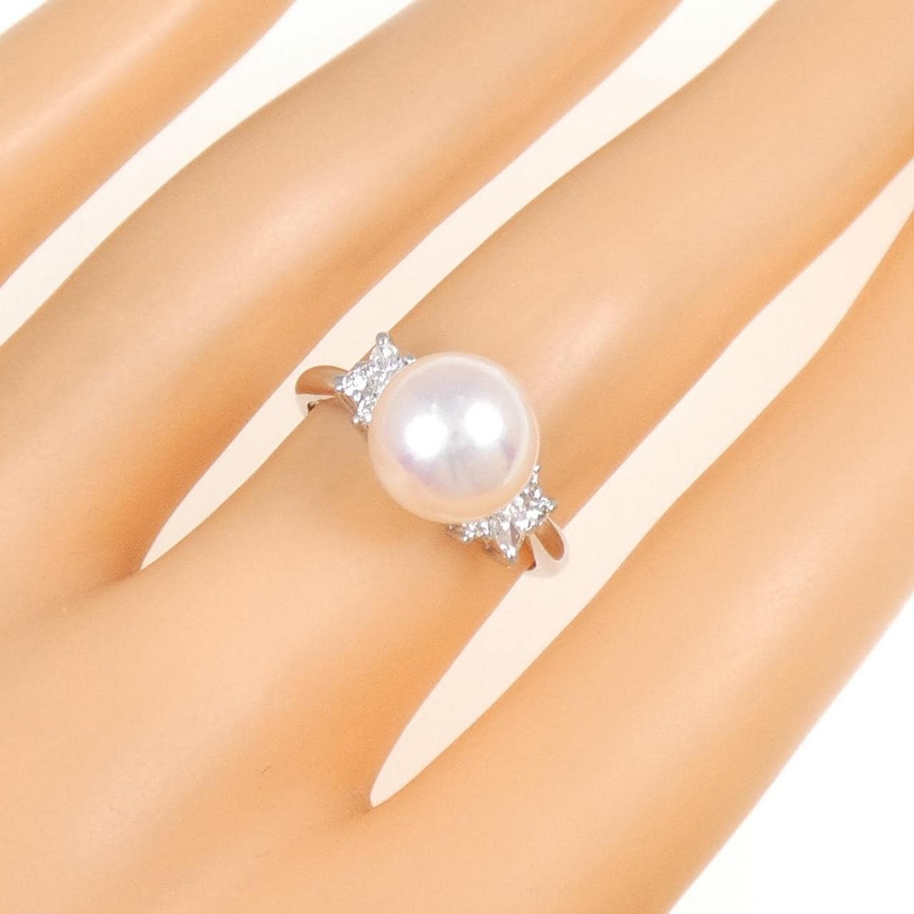 PT900 Akoya pearl ring 9.3mm