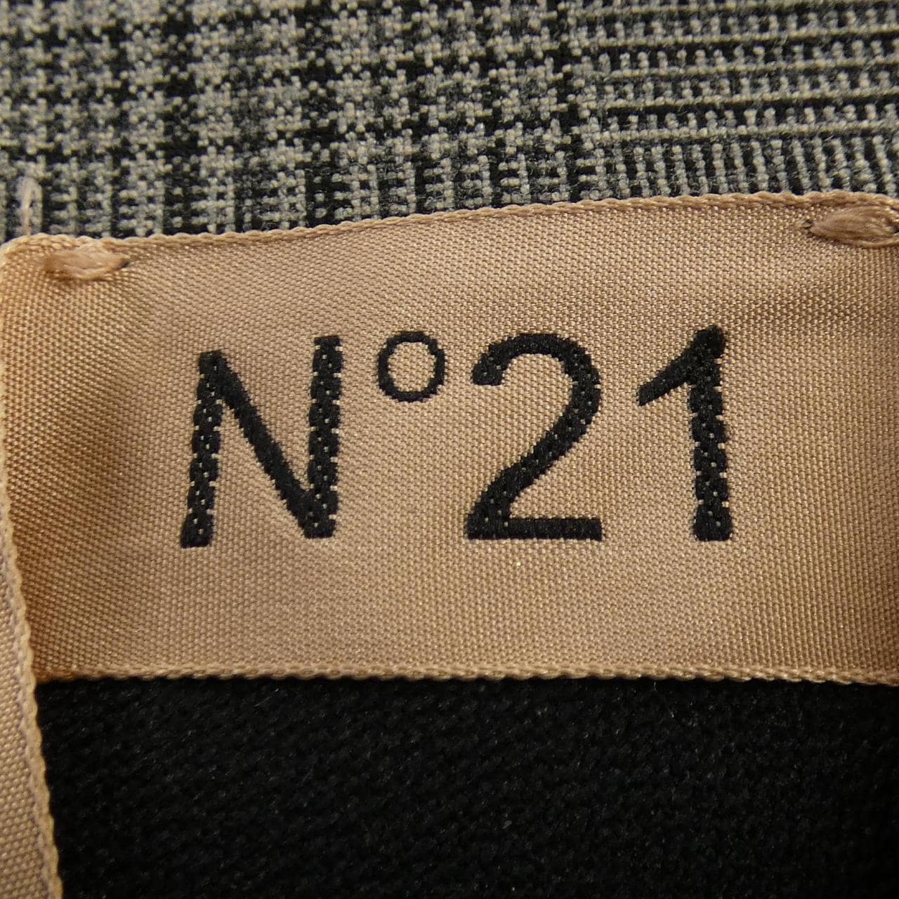 ヌメロヴェントゥーノ N°21 23S-C091-5019 スカート