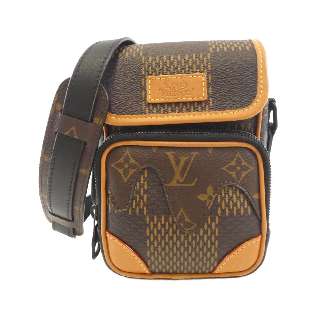 ルイヴィトン ダミエ ジャイアント(LVスクエアード) アマゾン メッセンジャー N40357 ショルダーバッグ