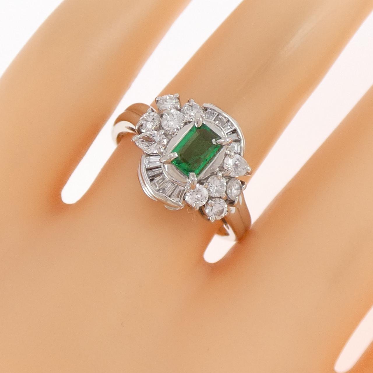PT850 エメラルド リング 0.32CT