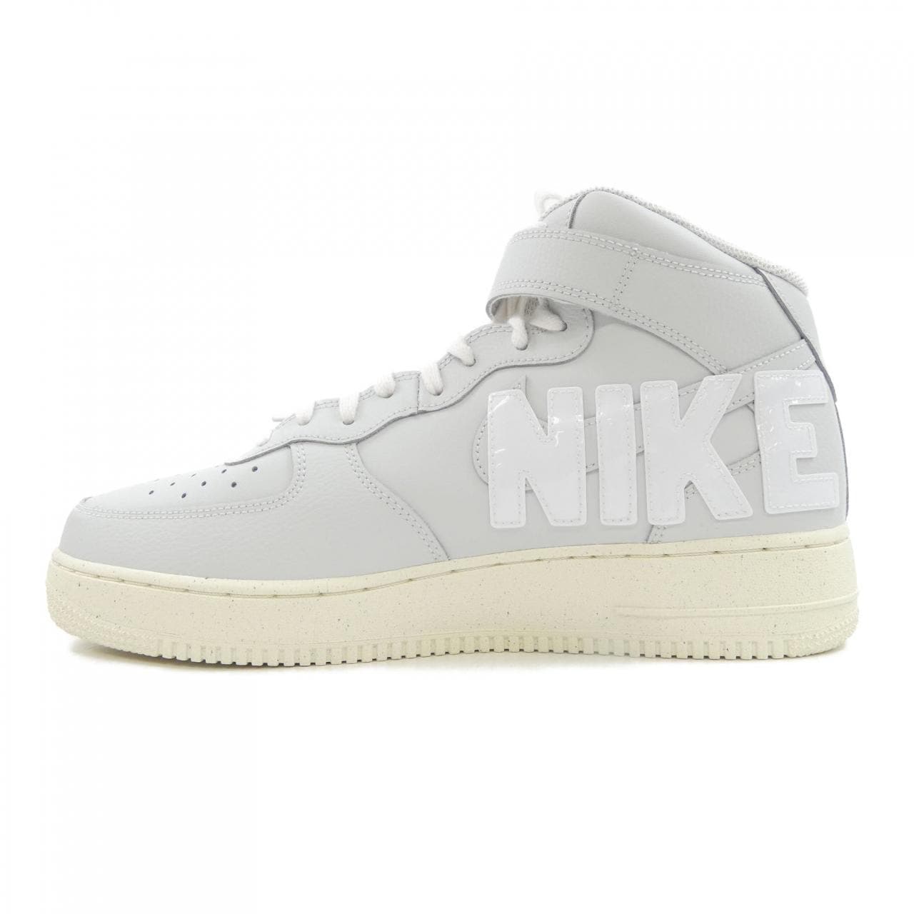 ナイキ NIKE スニーカー