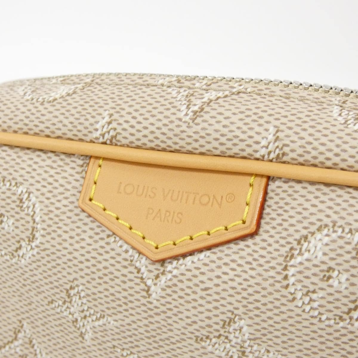 【未使用品】ルイヴィトン　モノグラムヘリテージ　トロカデロ　ウェアラブル　ウォレット　Ｍ２７１５５　バッグ