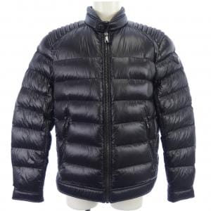 プラダ PRADA トライアングルロゴ SGB608 R142 AR0 ダウンジャケット