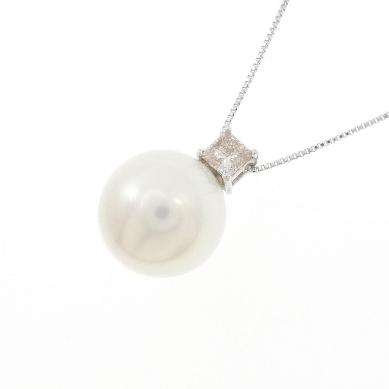 K18WG 白蝶パール ネックレス 11.9mm